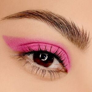 Jeffree Star Liquid Star Shadow - Pink Tablet / Bubble Gum Pink
